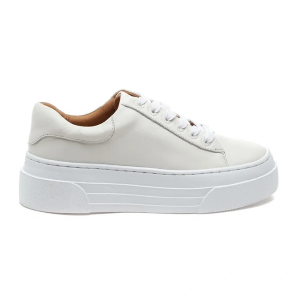 NWT J/SLIDES AMANDA White Leather Sneaker - Picture 1 of 15